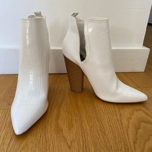 JustFab By Jessie James Decker Booties
